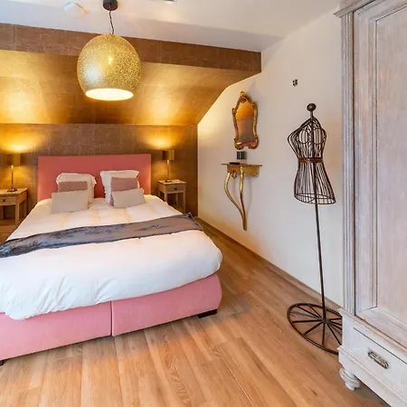 Capacious In With Garden Holiday home *
