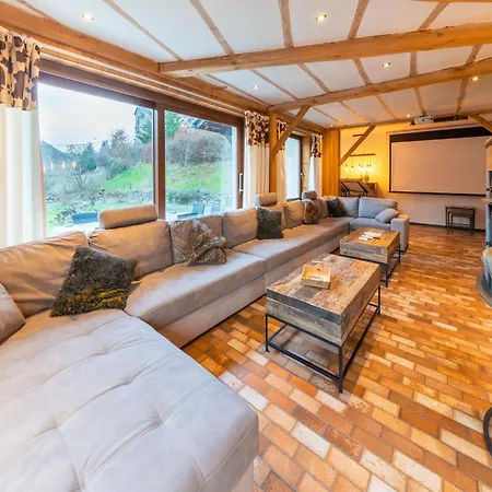 Holiday home Capacious In With Garden *